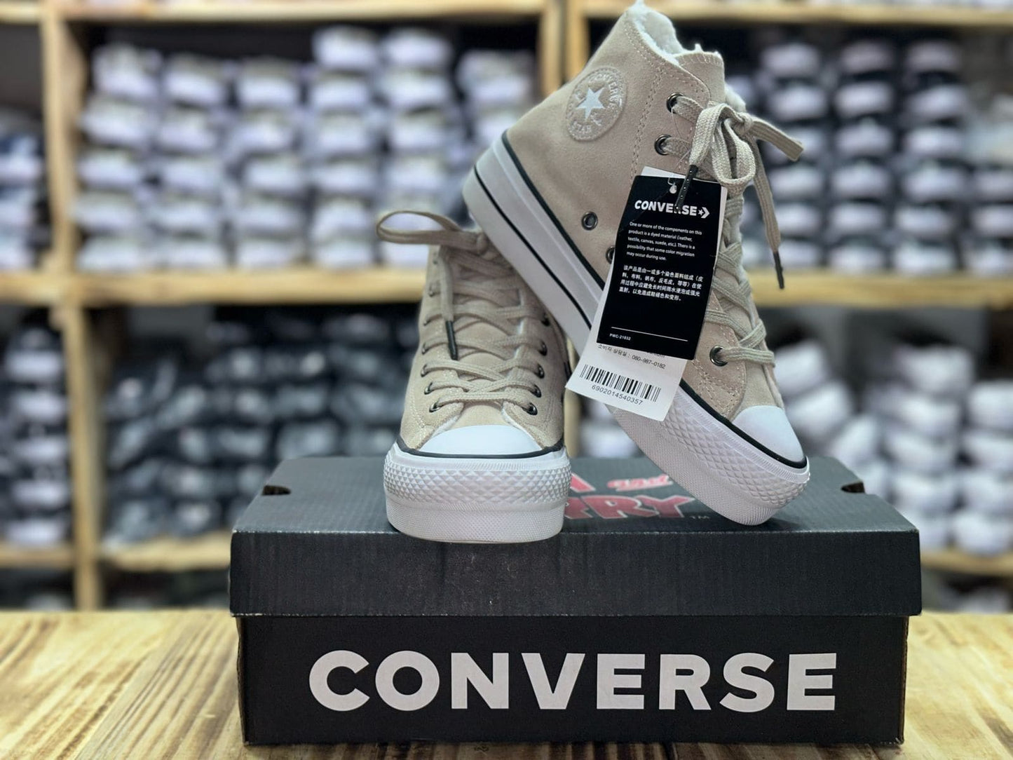 CONVERSE GAMUZA